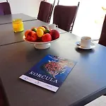 Lavanda Kor Ula - Five Bedroom With Pool And Sea View Villa Zavalatica