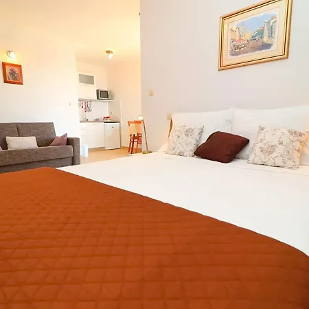 别墅 Lavanda Kor Ula - Five Bedroom With Pool And Sea View