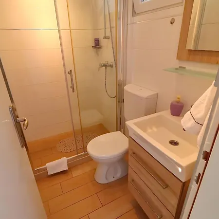 Lavanda Kor Ula - Five Bedroom With Pool And Sea View 扎瓦拉提卡
