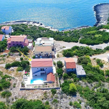 Lavanda Kor Ula - Five Bedroom With Pool And Sea View Villa