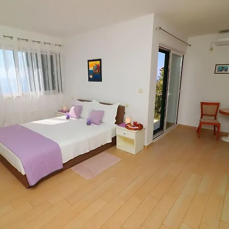 别墅 Lavanda Kor Ula - Five Bedroom With Pool And Sea View