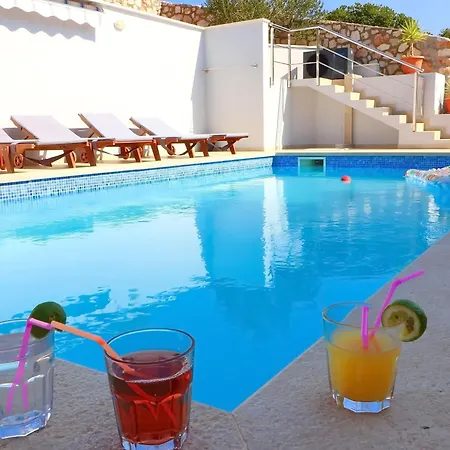 Lavanda Kor Ula - Five Bedroom With Pool And Sea View Villa