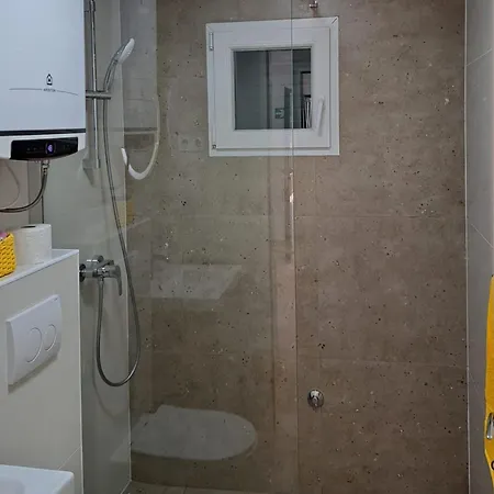 Lavanda Kor Ula - Five Bedroom With Pool And Sea View *