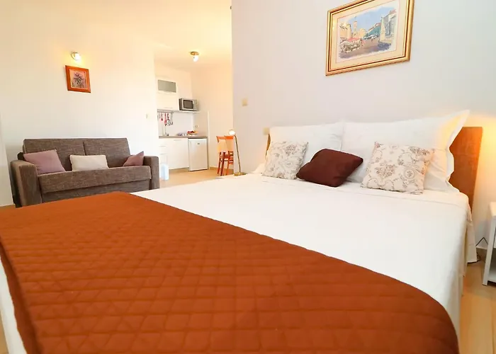 Вилла Lavanda Kor Ula - Five Bedroom With Pool And Sea View