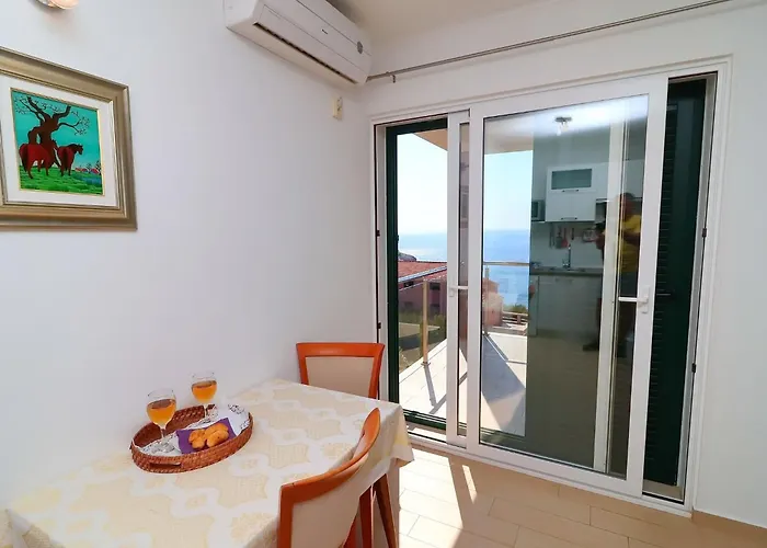 Lavanda Kor Ula - Five Bedroom With Pool And Sea View Вилла