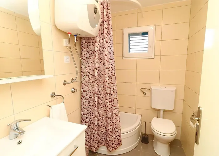 Lavanda Kor Ula - Five Bedroom With Pool And Sea View *