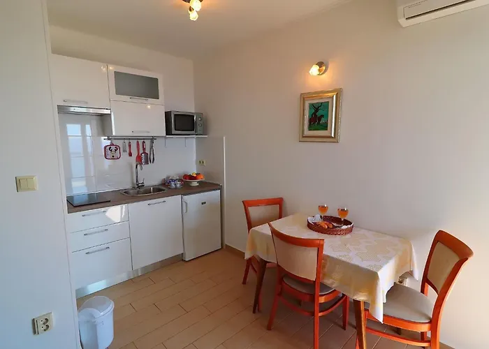 Lavanda Kor Ula - Five Bedroom With Pool And Sea View Вилла *