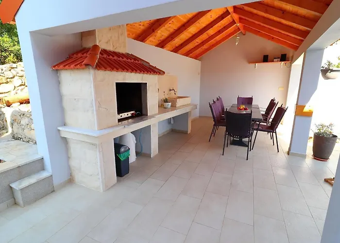 Lavanda Kor Ula - Five Bedroom With Pool And Sea View * Завалатица