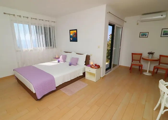 Вилла Lavanda Kor Ula - Five Bedroom With Pool And Sea View