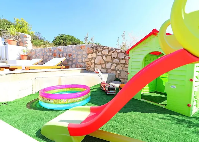 Lavanda Kor Ula - Five Bedroom With Pool And Sea View * Завалатица