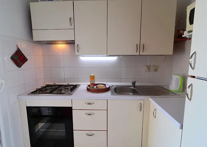 Lavanda Kor Ula - Five Bedroom With Pool And Sea View Вилла *