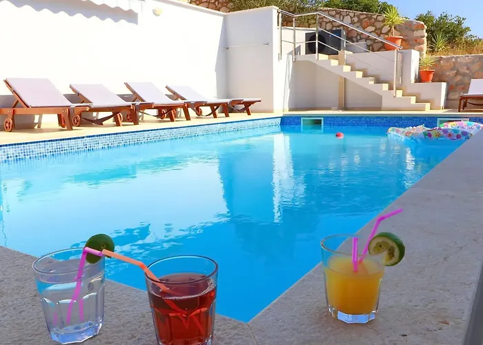 Lavanda Kor Ula - Five Bedroom With Pool And Sea View Вилла