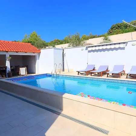 Villa Lavanda Kor Ula - Five Bedroom With Pool And Sea View *