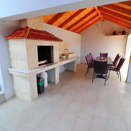 Lavanda Kor Ula - Five Bedroom With Pool And Sea View * Zavalatica